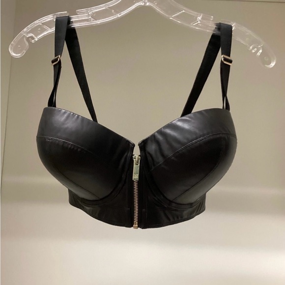 Sold Out - Picture 3 of 8